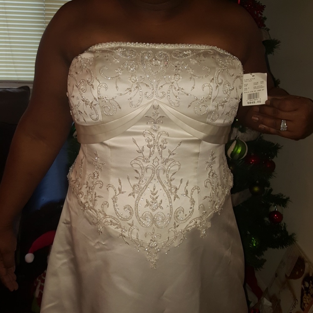 Wedding dress